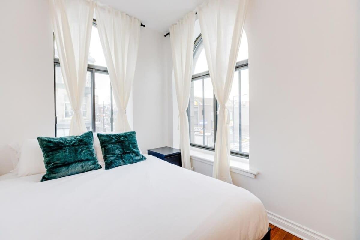 Apartamento M11 Gorgeous Bright Corner 2Br In Heart Of Mtl Montreal Exterior foto